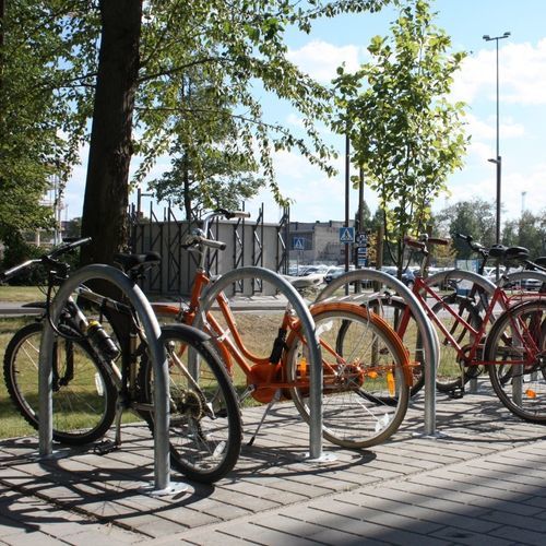 Bodenstehender Fahrradständer - ARCO - Euroform K. Winkler GmbH - für öffentliche Bereiche / galvanisiertem Stahl / für professionellen Einsatz