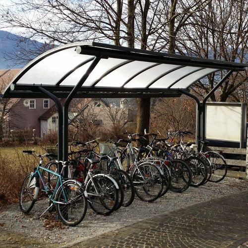 Polycarbonat-Überdachungen-Fahrradunterstand - VELA - Euroform K. Winkler GmbH - galvanisiertem Stahl / für öffentliche Bereiche / für städtische Bereiche