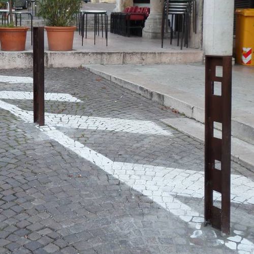 Bodenstehender Fahrradständer - LOCK - Euroform K. Winkler GmbH - für öffentliche Bereiche / galvanisiertem Stahl / für professionellen Einsatz