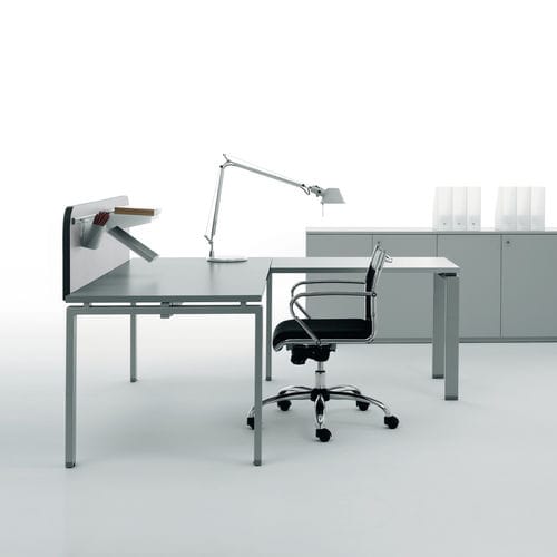 Moderner Schreibtisch - CLICK OPERATIVE - Manerba - Metall / für Eckeinbau / mit 4 Beinen