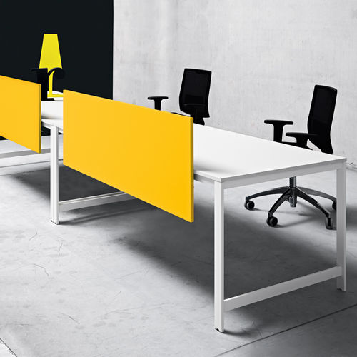 Tisch-Bürotrennwand - K_WORD - Manerba - Glas / Laminat