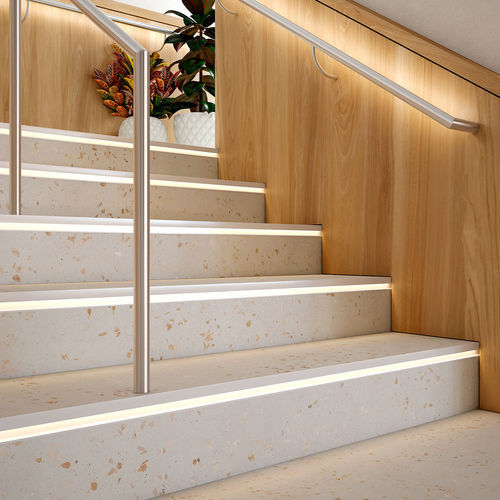 Treppenkante / anodisiertes Aluminium - Novopeldaño Eclipse® Aura - EMAC - mit LED-Beleuchtung