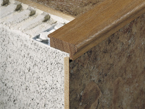 Holz-Treppenkante - NOVOPELDAÑO® ROMANO - EMAC - Aluminium