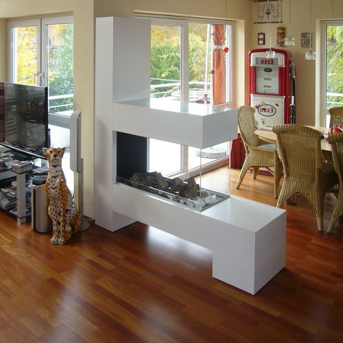 Elektrokamin - ASPECT SPLAN-21 - Kamin-Design GmbH & Co KG Ingolstadt - bodenstehend / mit 3 Sichtseiten / geschlossene Feuerstelle