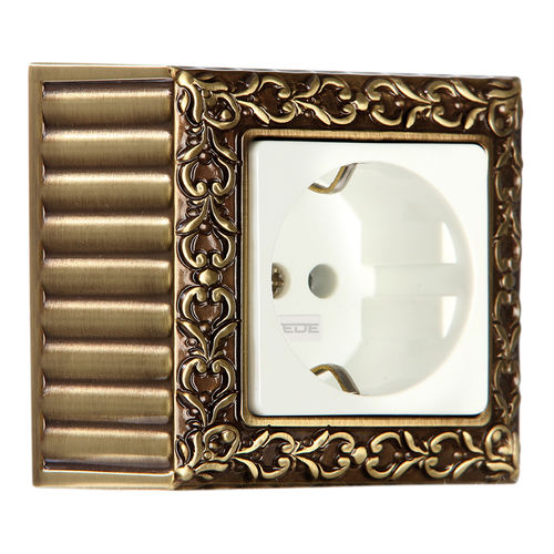 Wandmontierte Steckdose - SAN SEBASTIAN - FEDE Switch & Light - Aufputz / Messing / modern