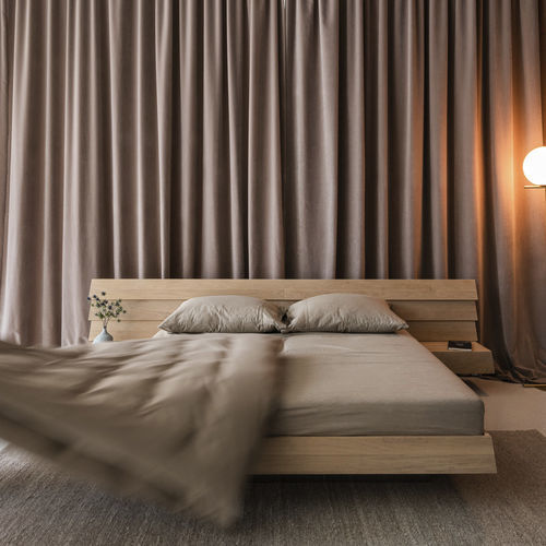 Doppelbett - TATRAN - JAVORINA - modern / Kopfteil / mit Nachttisch