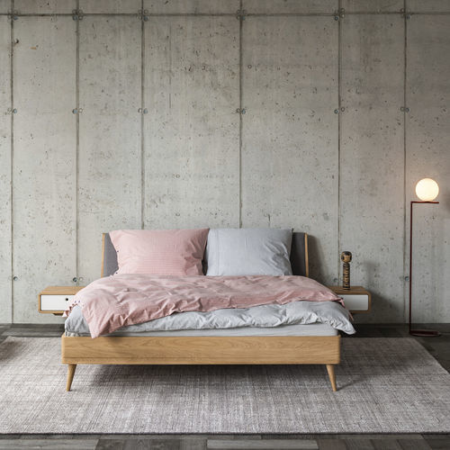 Doppelbett - TERRA - JAVORINA - modern / gepolstertes Kopfteil / mit Nachttisch