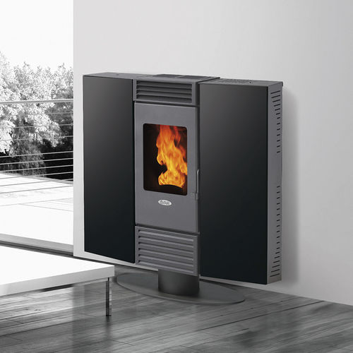 Pelletkaminofen - XS10V  - FAIR srl - 5 kW...10 kW / modern / Stahl