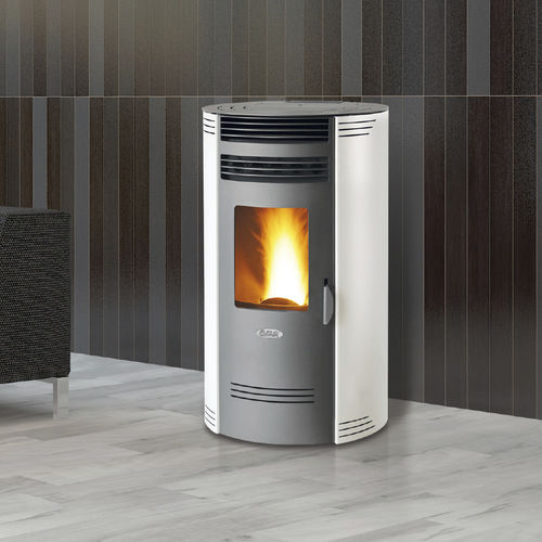 Pelletkaminofen - BIO80Q - FAIR srl - 0 - 5 kW / 5 kW...10 kW / freistehend