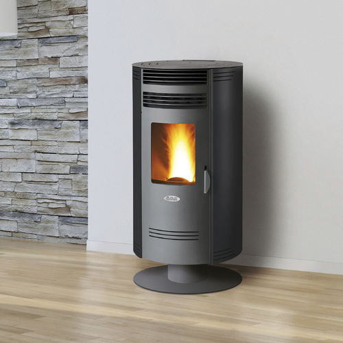 Pelletkaminofen - BIO100Q - FAIR srl - 0 - 5 kW / 5 kW...10 kW / freistehend