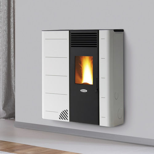 Pelletkaminofen - BIO110S - FAIR srl - 0 - 5 kW / 5 kW...10 kW / wandmontiert