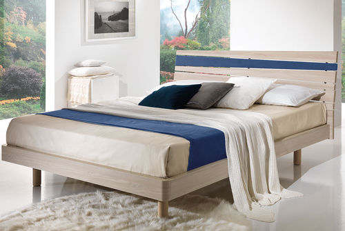 Doppelbett - LINE  - GIESSEGI - modern / Kopfteil / Holz