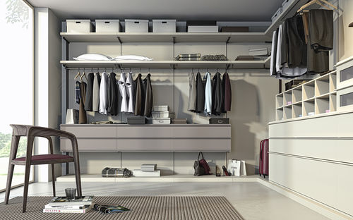 Begehbarer Kleiderschrank / Eck - 01  - GIESSEGI - modern / lackiertes Holz