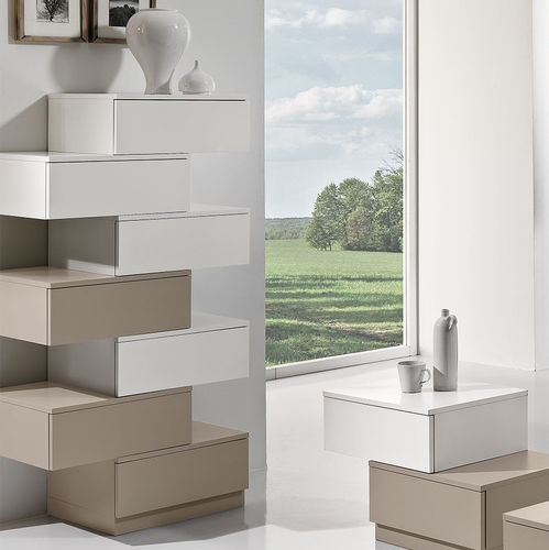 Moderner Chiffonnier - BRIDGE  - GIESSEGI - lackiertes Holz / weiß / braun