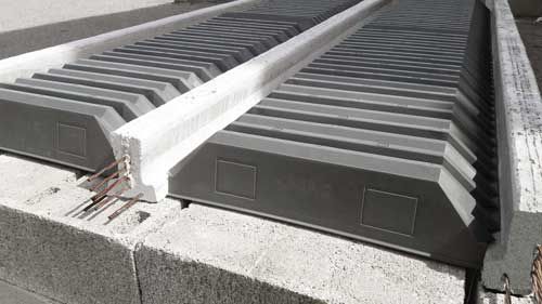 Dämmender Deckenstein - PLASTIVS - SEAC - Recyclingkunststoff