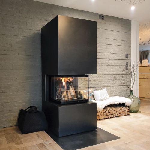 Holz-Kaminofen - CELTIS - Rüegg Cheminée Schweiz AG - 10 kW...20 kW / Multibrennstoff / freistehend