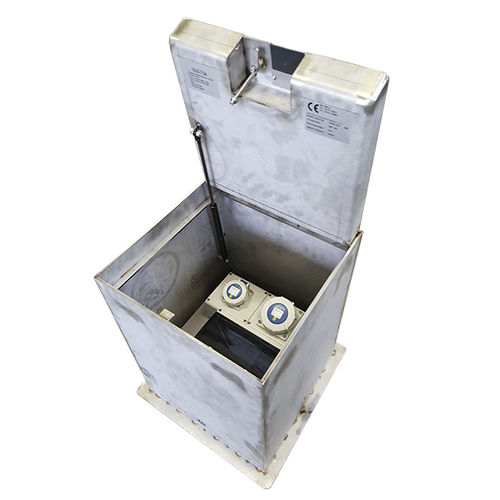 Stromversorgungs-Sperrpfosten - FLOORBOX - New VMR S.r.l. - versenkbar / Edelstahl / Wasserversorgung