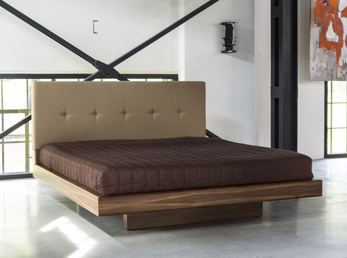 Doppelbett - LUGI - modern / Holz / für Gewerbegebrauch