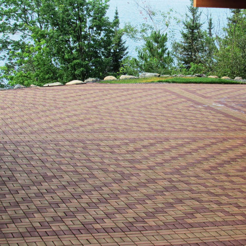 Verbundwerkstoff-Pflasterstein - PERMEABLE - AZEK Building Products - zur Drainage / aus recyceltem Material