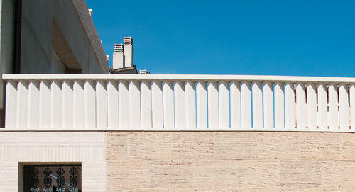 Kunststeinbalustrade - PARAVIENTOS TARIFA - Verniprens - für Außenbereich / für Balkon / für Terrasse