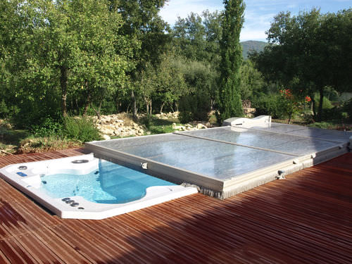 Flache Schwimmbadüberdachung - ABRISUD - Polycarbonat / motorisiert