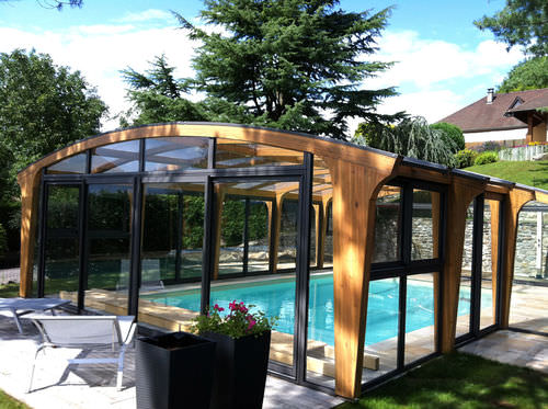 Hohe Schwimmbadüberdachung - AQUAHOME - ABRISUD - Holz / mit manueller Bedienung