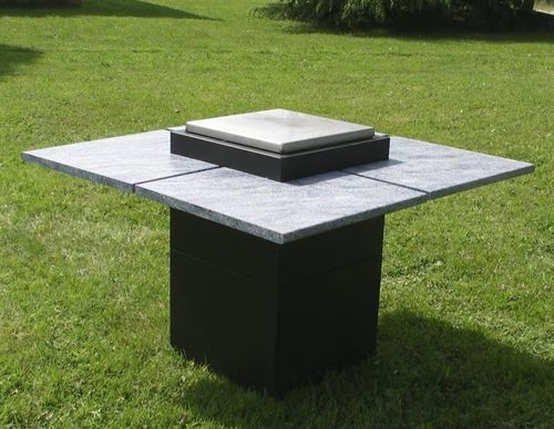 Moderner Tisch - 510 - Vulcania - Edelstahl / quadratisch / mit Heizplatte