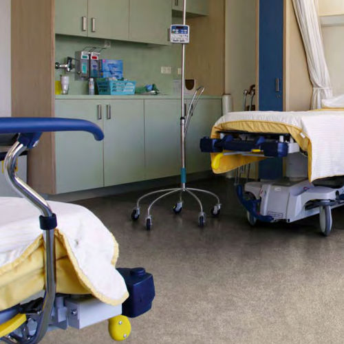 Vinyl-Bodenbelag - DIAMOND STANDART METAL - Graboplast Floor Covering Manufacturers Ltd - für Dienstleistungsbereich / Rollen / glatt