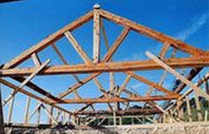 Holz-Dachstuhl / massiv - Thomas Armstrong