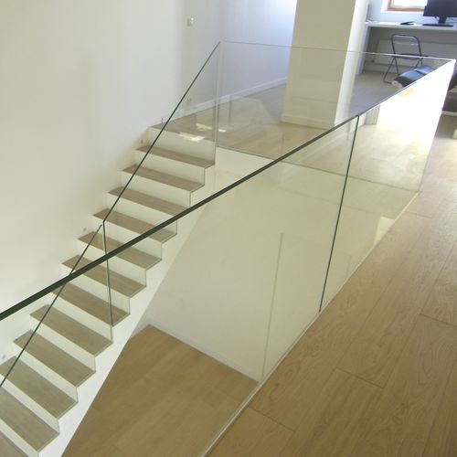 Hartglasgeländer - RAILY - Trescalini - Glasplatten / für den Innenraum / für Außenbereich