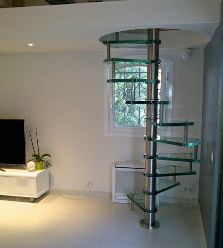 Wendeltreppe - SPIRO / QUADRO - Trescalini - Holzstufen / Glasstufen / mit Edelstahlstruktur