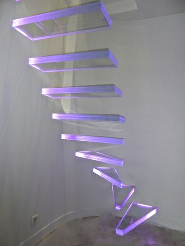 Viertelgewendelte Treppe - AERO VERRE EXTRA CLAIR LUMINEUX - Trescalini - Glasstufen / mit Metallstruktur / Design