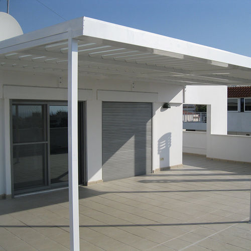 Selbsttragende Pergola - SELF VENTILATED - COSPICON  SA - angebaut / Aluminium / Polycarbonat