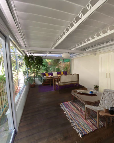 Angebaute Pergola - COSPICON  SA - Aluminium / Glas / mit orientierbaren Lamellen