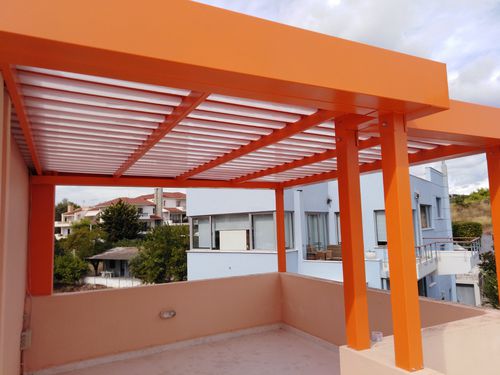 Angebaute Pergola - COSPICON  SA - Aluminium / Polycarbonat-Überdachungen / maßgefertigt