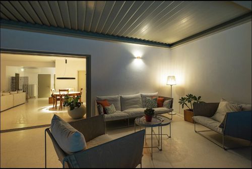 Angebaute Pergola - CospiBio - COSPICON  SA - Aluminium / mit orientierbaren Lamellen / mit Sonnenschutzlamellen