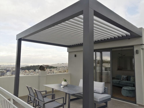 Angebaute Pergola - CospiBio - COSPICON  SA - Aluminium / mit orientierbaren Lamellen / mit Sonnenschutzlamellen