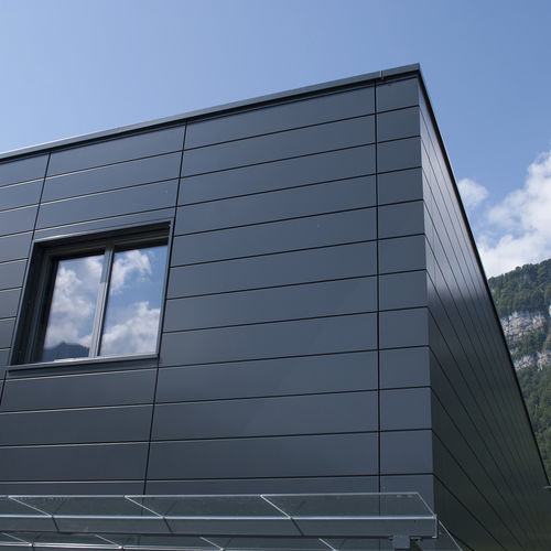 Paneel-Fassadenverkleidung - MONTALINE® ML 26/400 - MONTANA BAUSYSTEME - Aluminium / Stahl / glatt
