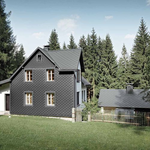 Schindelförmige Fassadenverkleidung - RHOMBOID 29X29 - PREFA Aluminiumprodukte GmbH - Aluminium / rautenförmig / braun