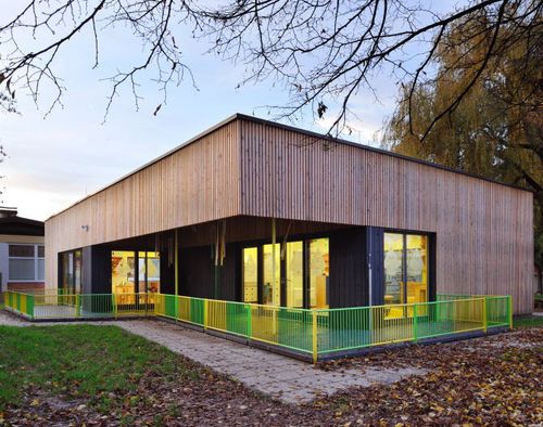 Fertigbau-Gebäude - JELKA - Riko Hiše - Massivholz / für Kindergarten / für öffentliche Einrichtungen