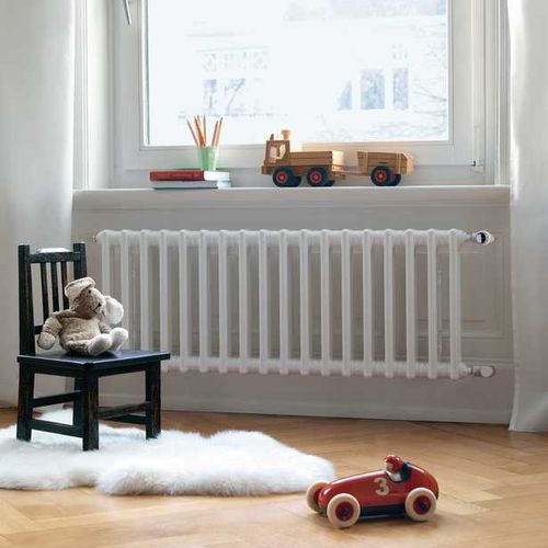 Heißwasser-Heizkörper - CHARLESTON CLINIC - Zehnder - 501 w...750 w / 0...500 w / modern
