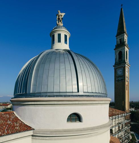 Runddach - SAN MICHELE ARCANGELO CHURCH - ZINTEK - Titanzink / Metalloptik / Stehfalz