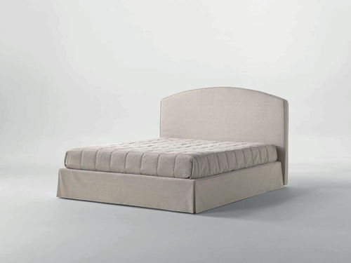 Doppelbett - CUBA - APULIA HOME DECOR - klassisch / gepolstertes Kopfteil / Polster