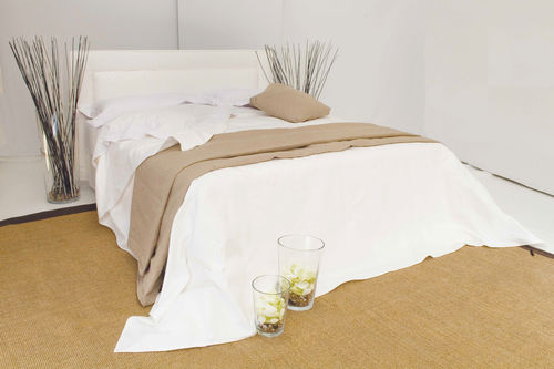 Doppelbett - PRINCIPE - APULIA HOME DECOR - klassisch / gepolstertes Kopfteil / Bettkasten