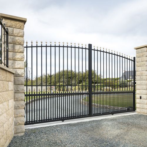 Einflügeliges Tor - QUIMPER - Kostum - Schiebe / Aluminium / mit Stangen