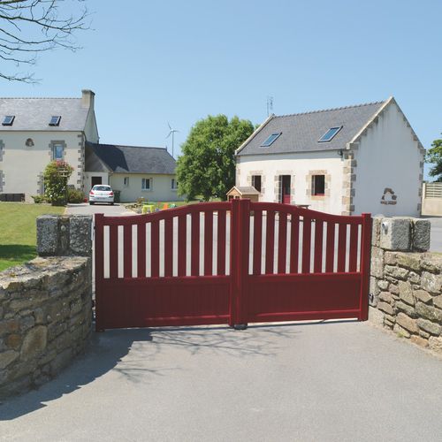 Einflügeliges Tor - GWEN - Kostum - Schiebe / Aluminium / Lamellen