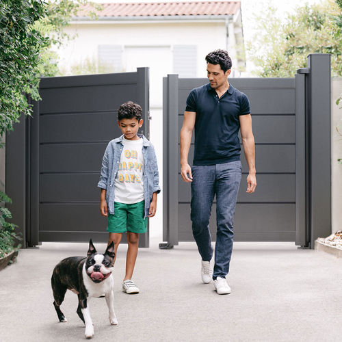 Einflügeliges Tor - TEV - Kostum - Schiebe / Aluminium / Lamellen