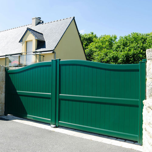 Einflügeliges Tor - KER - Kostum - Schiebe / Aluminium / Lamellen