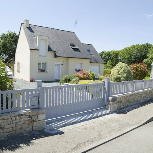 Einflügeliges Tor - ARGOAT - Kostum - Schiebe / Aluminium / Lamellen