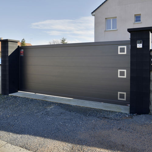 Einflügeliges Tor - UBLO 300 - Kostum - Schiebe / Aluminium / Lamellen